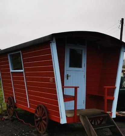 Gypsy Hut Apartment Newtonmore Exterior photo