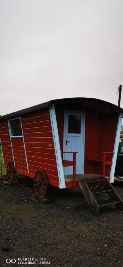 Gypsy Hut Apartment Newtonmore Exterior photo