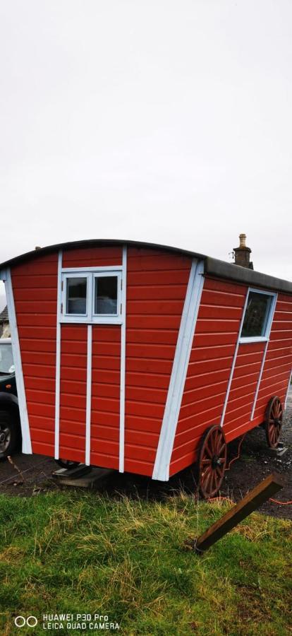 Gypsy Hut Apartment Newtonmore Exterior photo